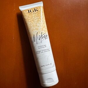 IGK mistress hydrating hair balm